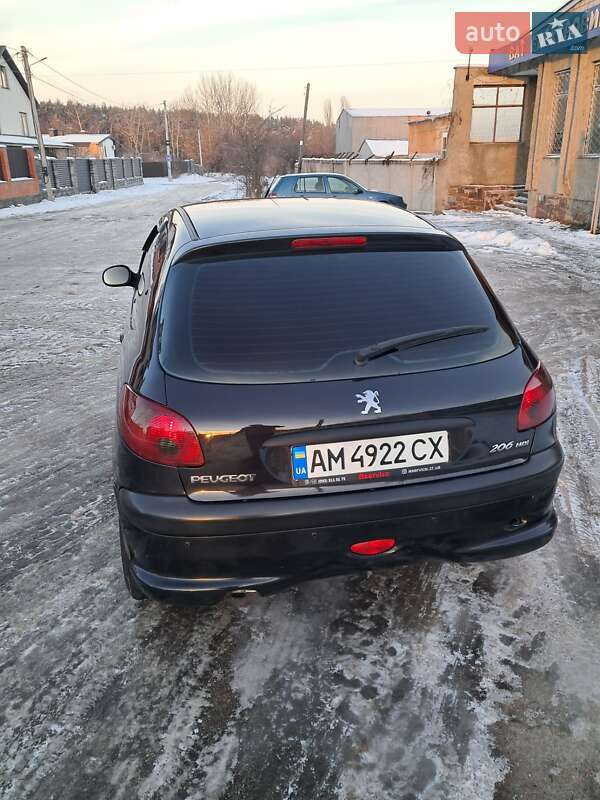 Хэтчбек Peugeot 206 2003 в Житомире