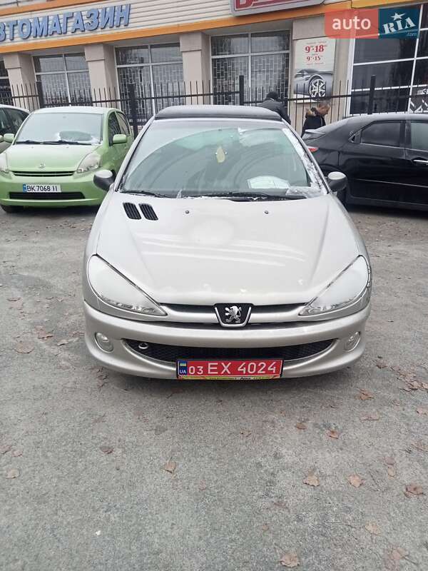 Хетчбек Peugeot 206 2005 в Рівному