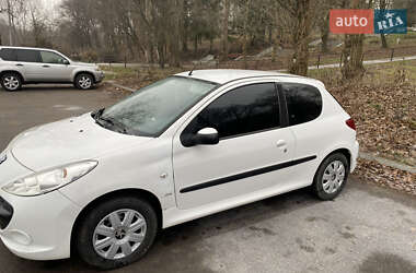 Хэтчбек Peugeot 206 2009 в 