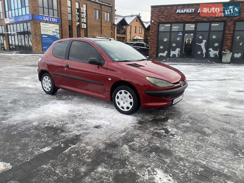 Хэтчбек Peugeot 206 2000 в Виннице