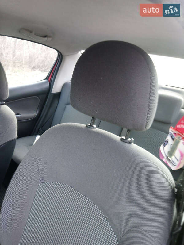 Седан Peugeot 206 2008 в Черкассах