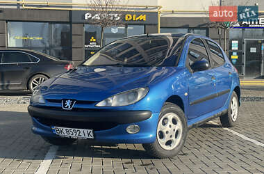 Хэтчбек Peugeot 206 2003 в Ковеле