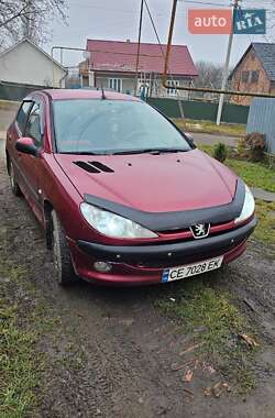 Хетчбек Peugeot 206 2005 в Чернівцях