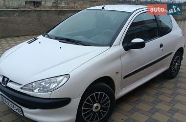 Хэтчбек Peugeot 206 2006 в Гайсине