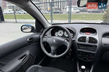 Универсал Peugeot 206 2005 в Киеве