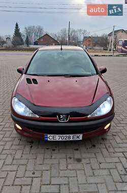 Хетчбек Peugeot 206 2005 в Чернівцях