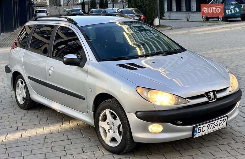 Универсал Peugeot 206 2004 в Бучаче