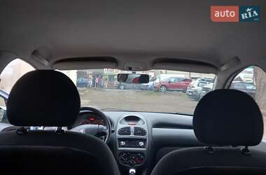 Хэтчбек Peugeot 206 2006 в Стрые