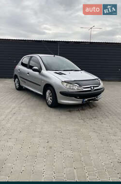 Хэтчбек Peugeot 206 2006 в Киеве