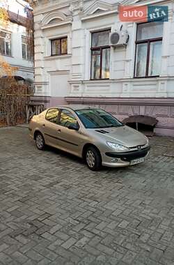 Седан Peugeot 206 2006 в Сумах