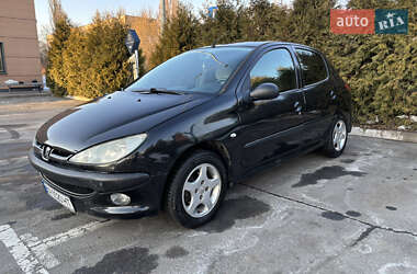 Хетчбек Peugeot 206 2006 в Києві