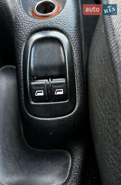 Седан Peugeot 206 2007 в 
