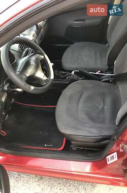Седан Peugeot 206 2007 в 