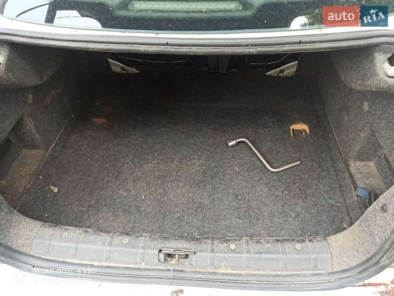 Седан Peugeot 206 2006 в Житомирі