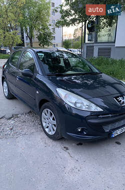 Хэтчбек Peugeot 206 2011 в Львове