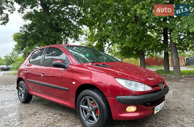 Хетчбек Peugeot 206 2007 в 