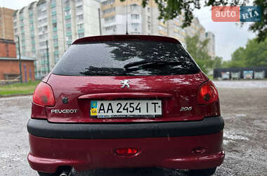 Хетчбек Peugeot 206 2007 в 