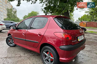 Хетчбек Peugeot 206 2007 в 