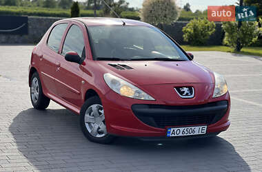 Хетчбек Peugeot 206 2011 в 