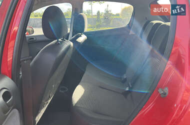 Хетчбек Peugeot 206 2011 в 