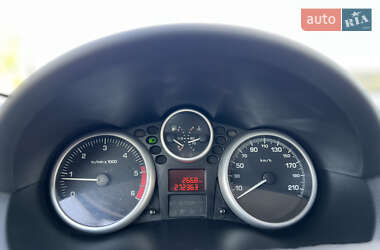 Хетчбек Peugeot 206 2011 в 