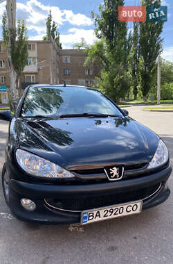 Седан Peugeot 206 2007 в Кривом Роге