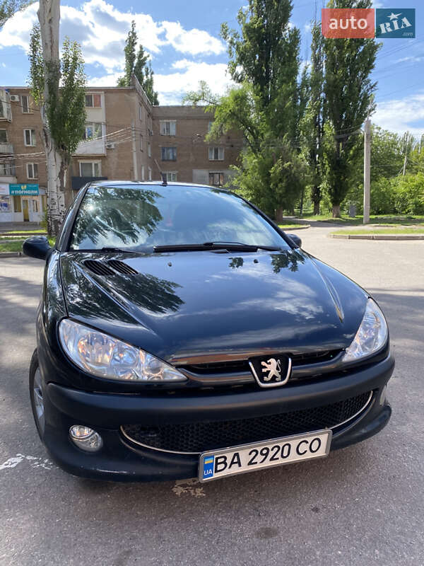 Седан Peugeot 206 2007 в 