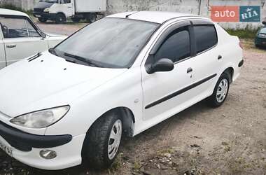 Седан Peugeot 206 2007 в Киеве