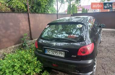 Хетчбек Peugeot 206 2006 в 