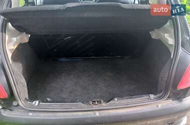 Хетчбек Peugeot 206 2006 в 