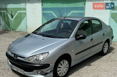 Седан Peugeot 206 2007 в Новомосковске