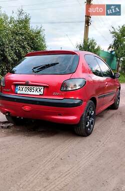 Хэтчбек Peugeot 206 2003 в Харькове