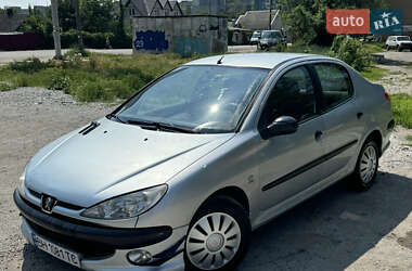 Седан Peugeot 206 2007 в 