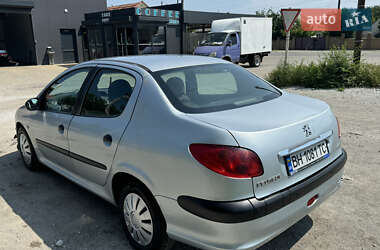 Седан Peugeot 206 2007 в 