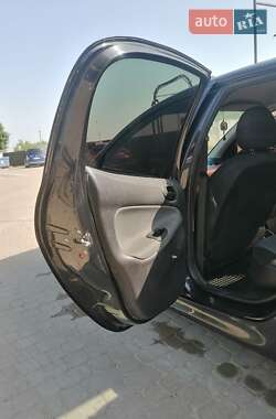 Хэтчбек Peugeot 206 2006 в 