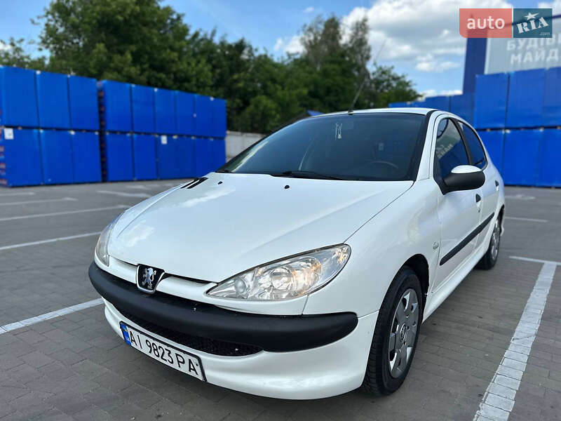 Хэтчбек Peugeot 206 2008 в Белой Церкви