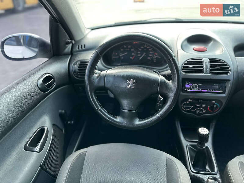 Хэтчбек Peugeot 206 2008 в Белой Церкви