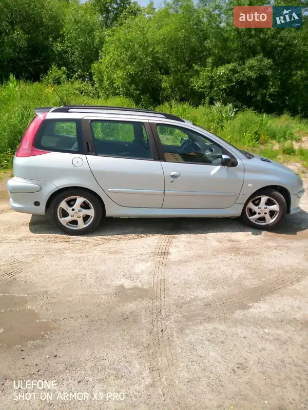 Peugeot 206 2004