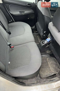 Седан Peugeot 206 2007 в 