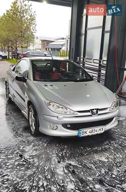 Кабріолет Peugeot 206 2002 в Рівному