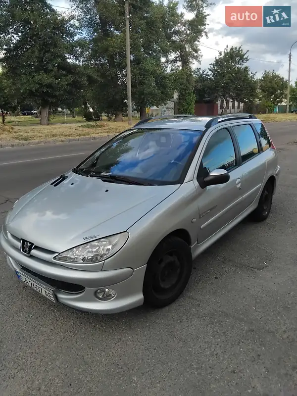 Peugeot 206