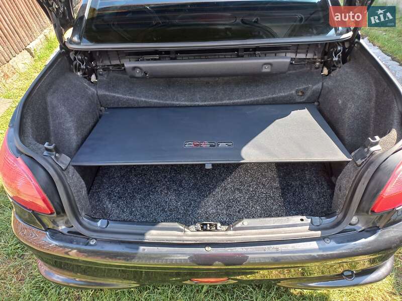 Кабріолет Peugeot 206 2006 в Сарнах