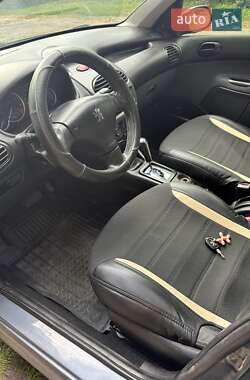 Хэтчбек Peugeot 206 2005 в 