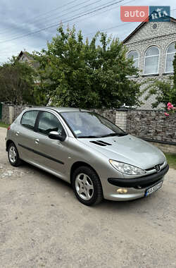 Хэтчбек Peugeot 206 2005 в Бердичеве