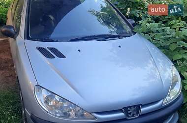 Седан Peugeot 206 2008 в Киеве