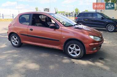 Хэтчбек Peugeot 206 1998 в 