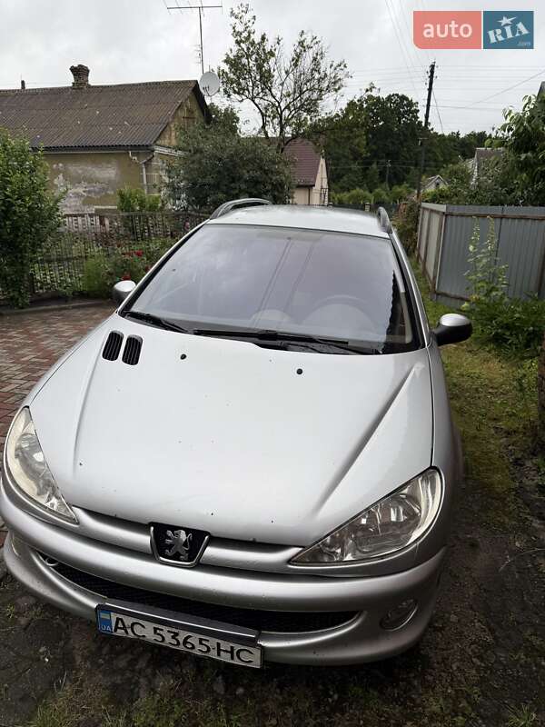 Универсал Peugeot 206 2004 в Луцке фото 2 Универсал Peugeot 206 2004 в Луцке