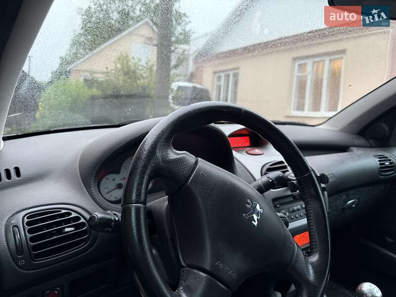 Универсал Peugeot 206 2004 в Луцке фото 20 Универсал Peugeot 206 2004 в Луцке