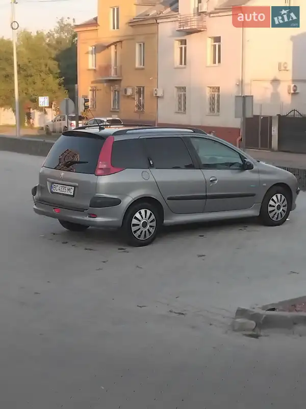 Peugeot 206