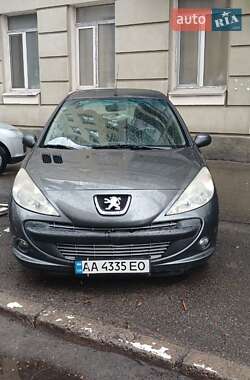 Хетчбек Peugeot 206 2010 в Києві
